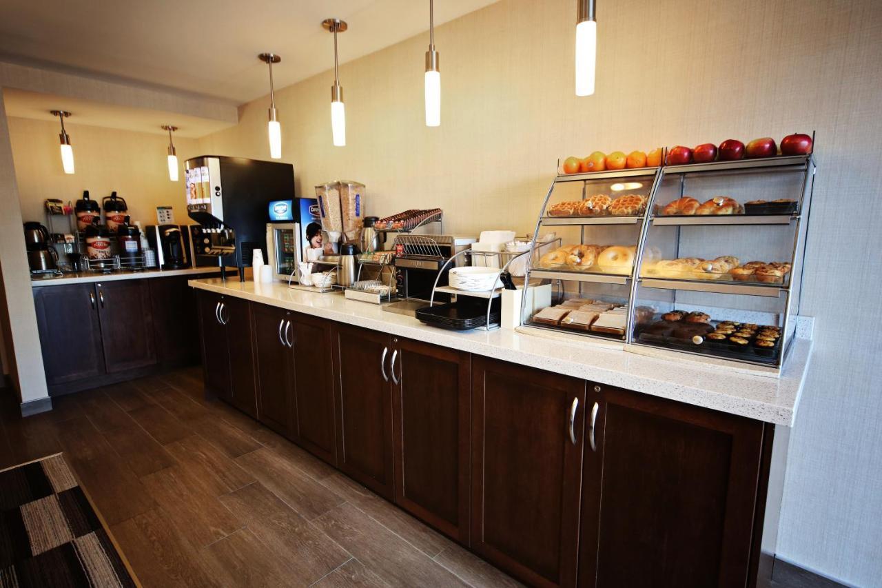 Waterfront Inn New Liskeard المظهر الخارجي الصورة